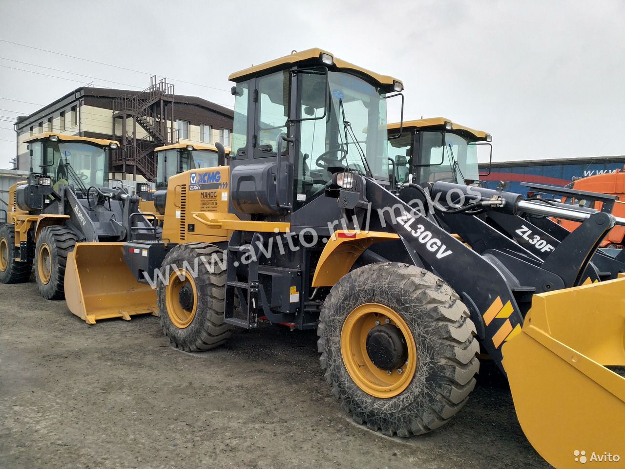 Фронтальный погрузчик XCMG ZL30GV