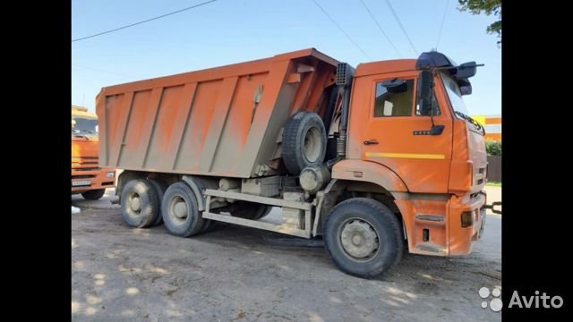 Самосвал КамАЗ