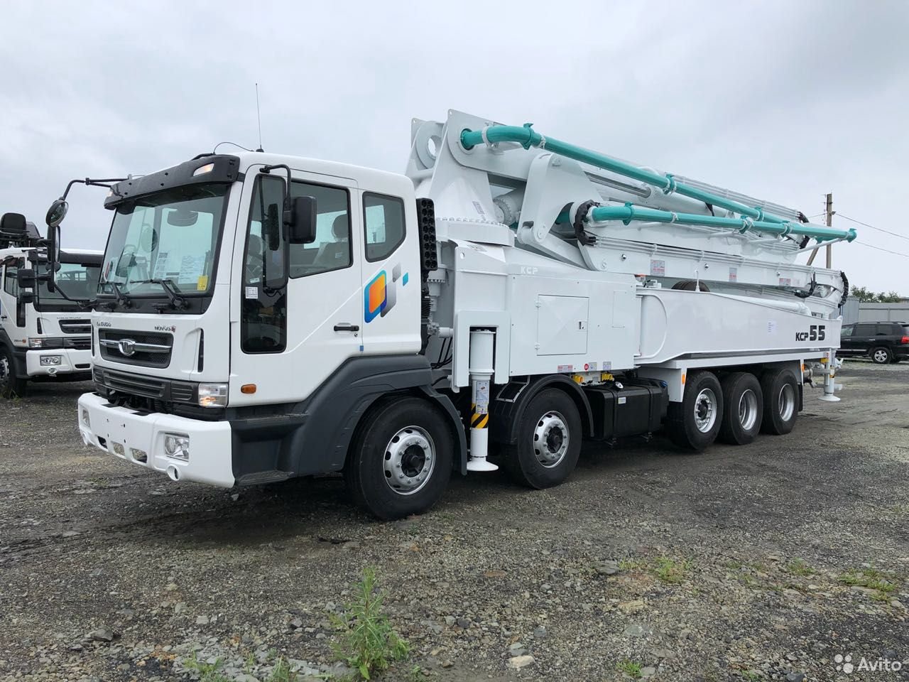 Автобетононасос KCP 55ZX170 на шасси Daewoo Novus