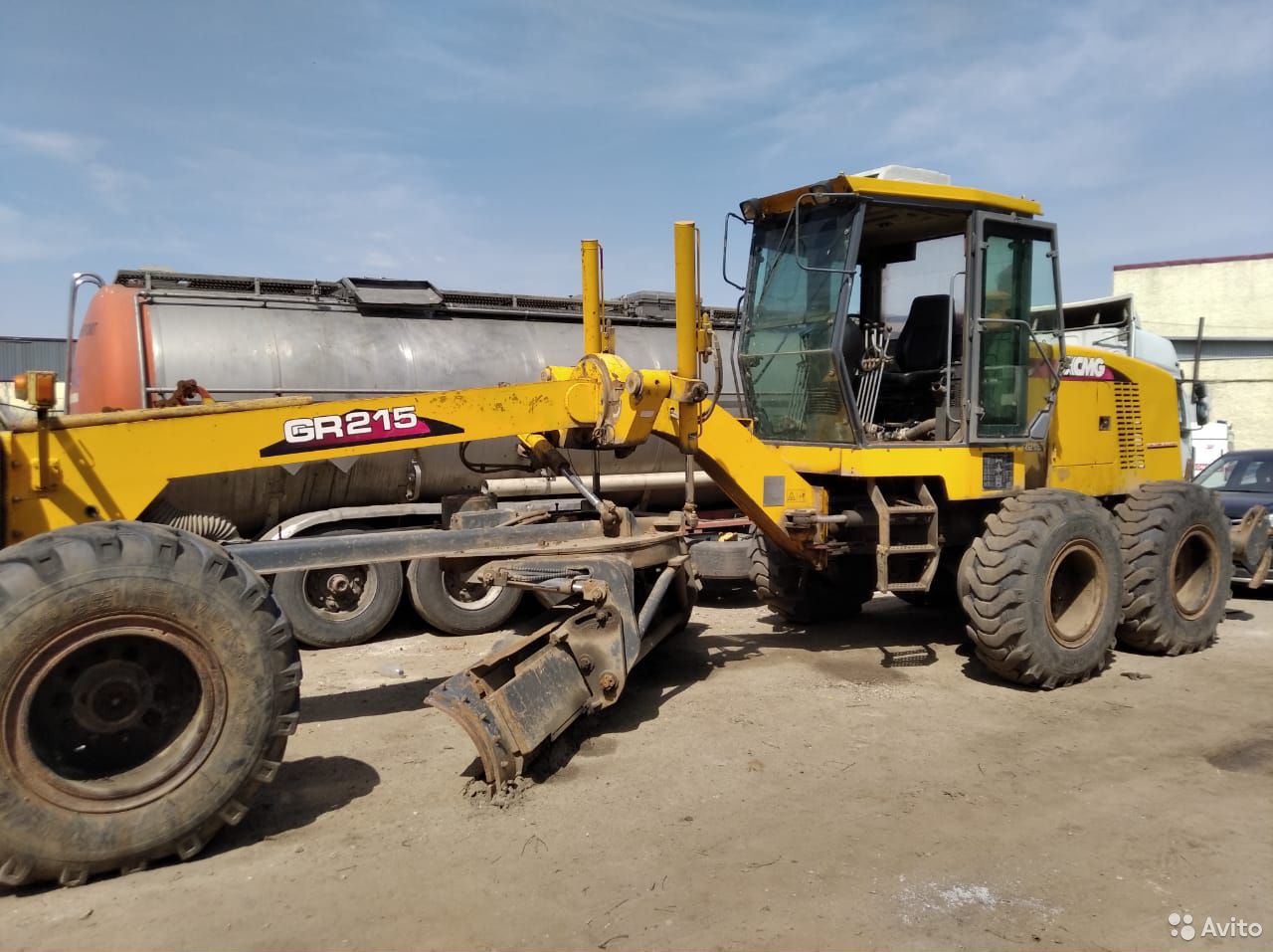 Автогрейдер XCMG GR215