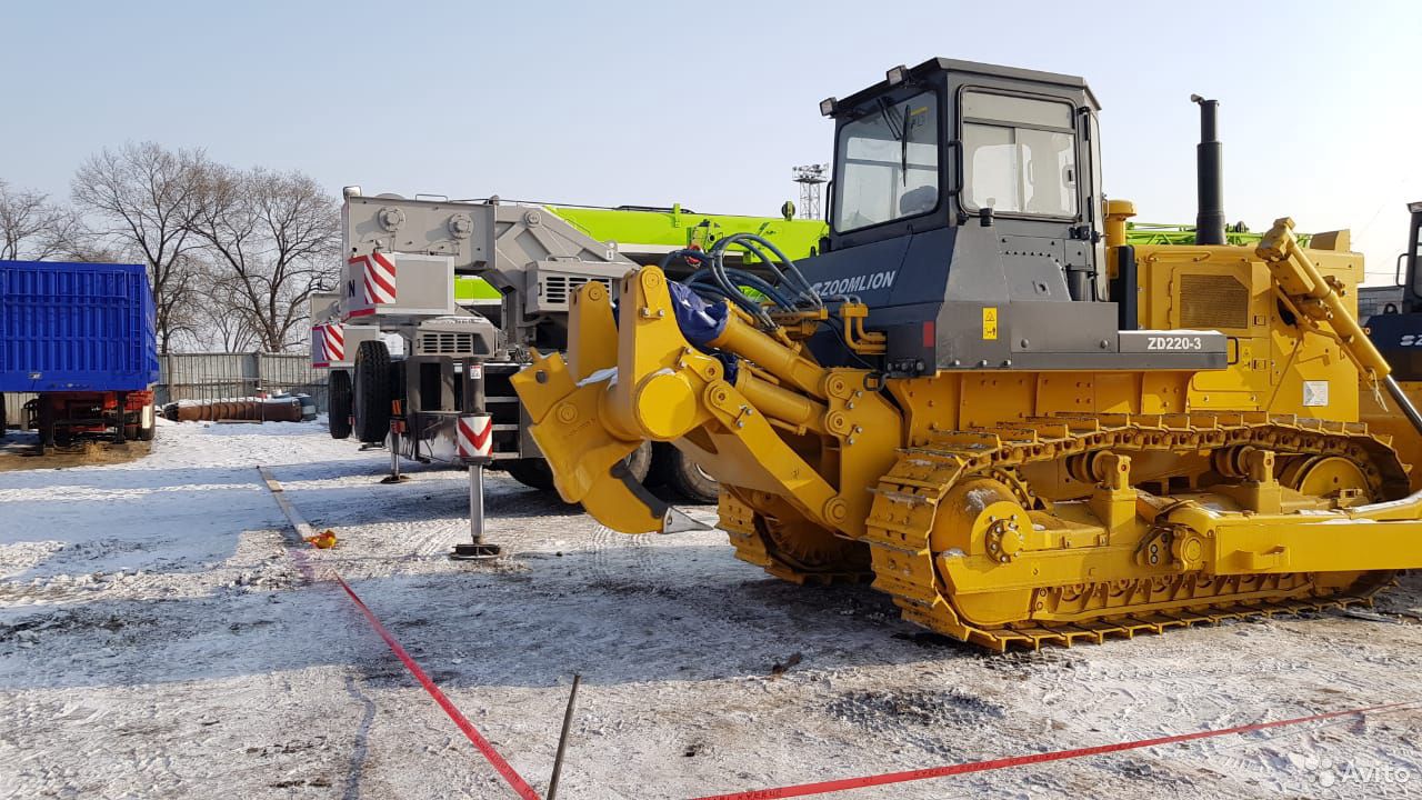 Гусеничный бульдозер Zoomlion ZD220-3