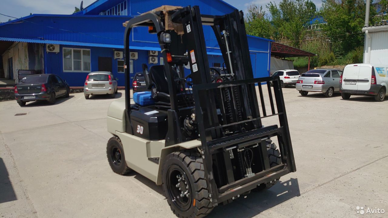 Вилочный погрузчик TFN CPCD30N-RW10