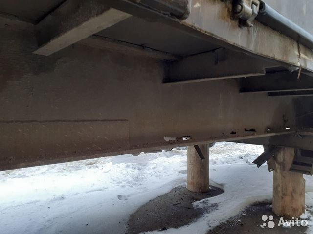 Бортовой полуприцеп