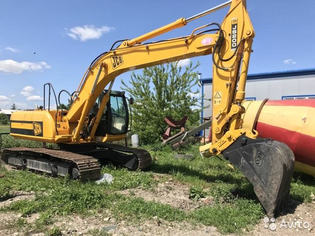 Гусеничный экскаватор JCB