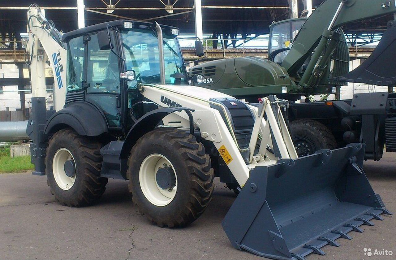 Экскаватор-погрузчик UMG TLB 935