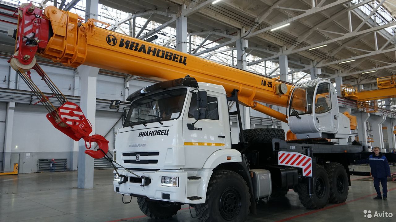 Автокран Ивановец КС-45717К-3Р