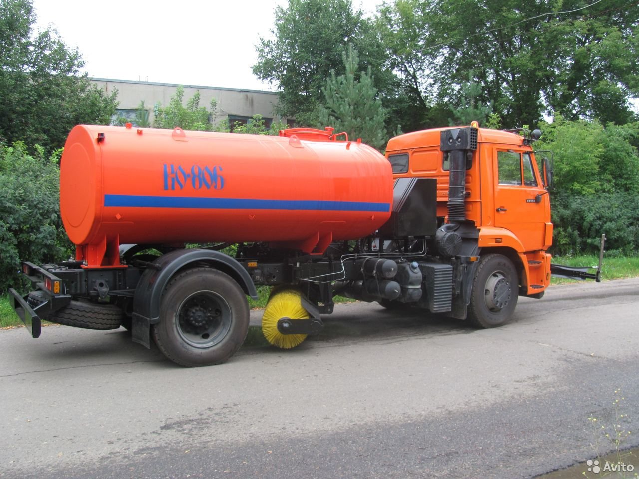Комбинированная дорожная машина КамАЗ 43253-3010-69 КО-806-01