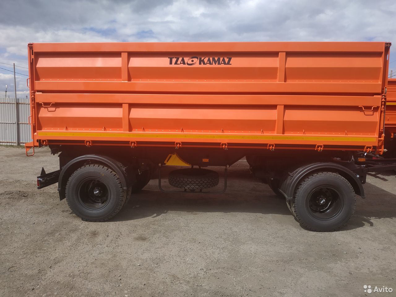 Прицеп-зерновоз ТЗА 8551М4