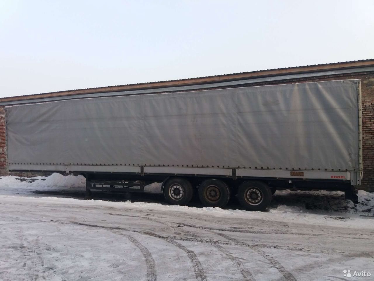 Тентованный полуприцеп Kogel