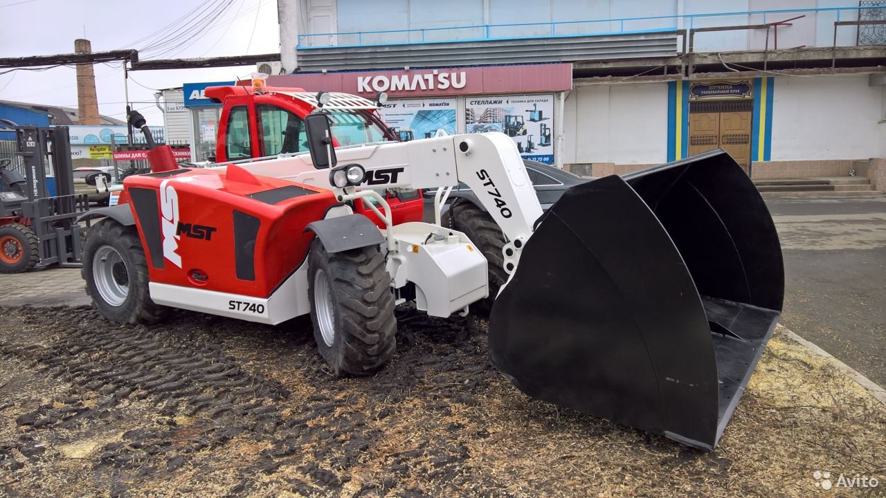 Телескопический погрузчик MST ST 7.40