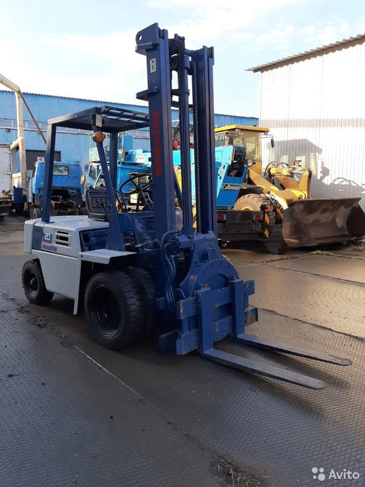 Вилочный погрузчик Komatsu FG20