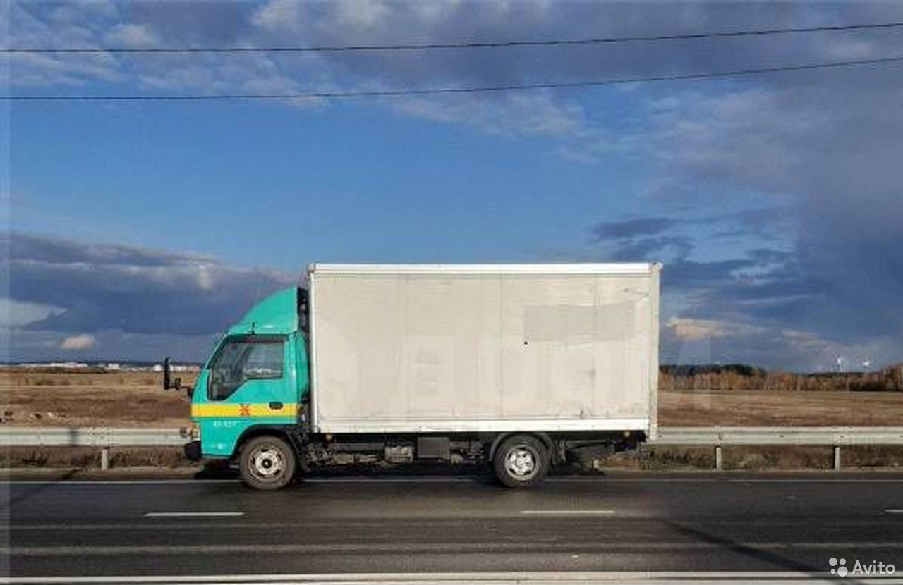 Промтоварный фургон Isuzu ELF