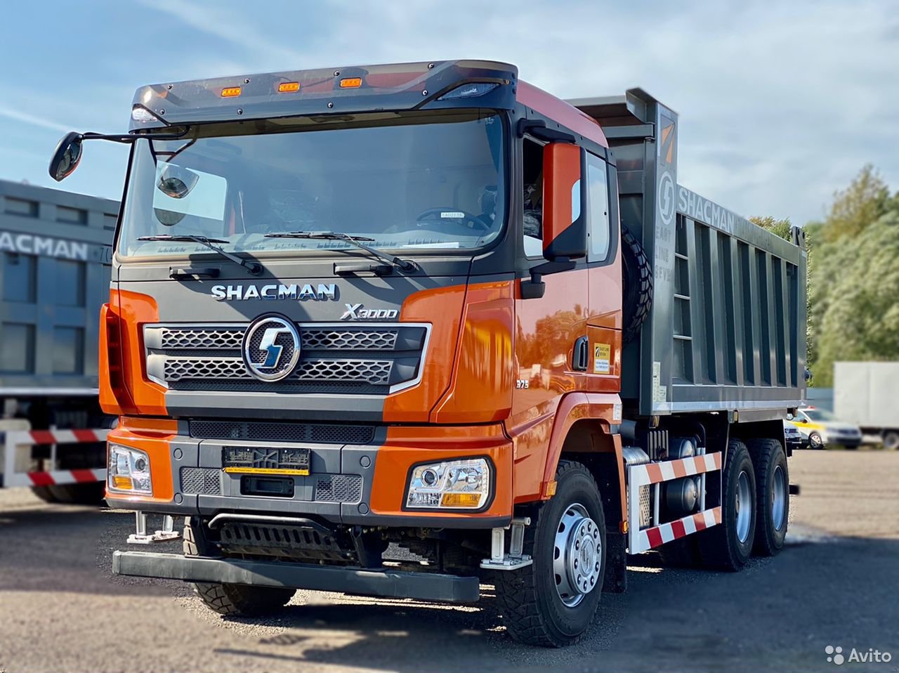 Самосвал SHACMAN (Shaanxi) X3000