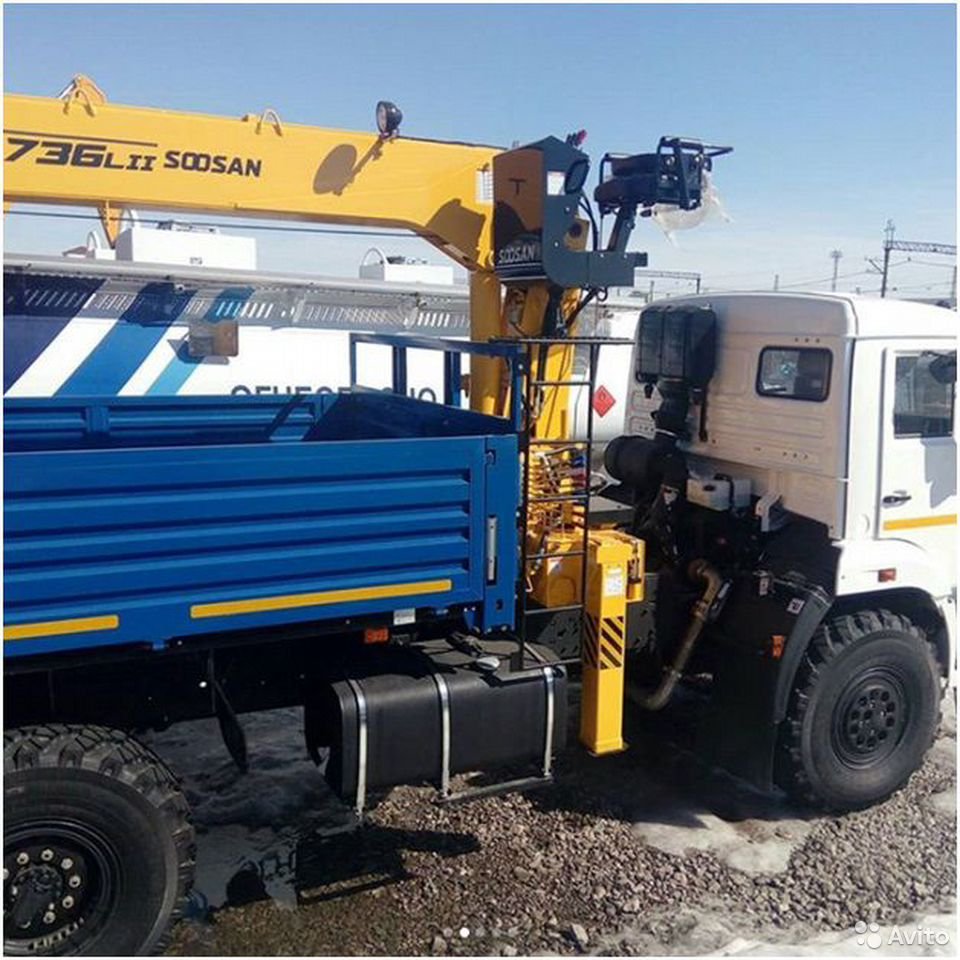 Бортовой грузовик с КМУ КамАЗ 43118 с КМУ Soosan SCS736L