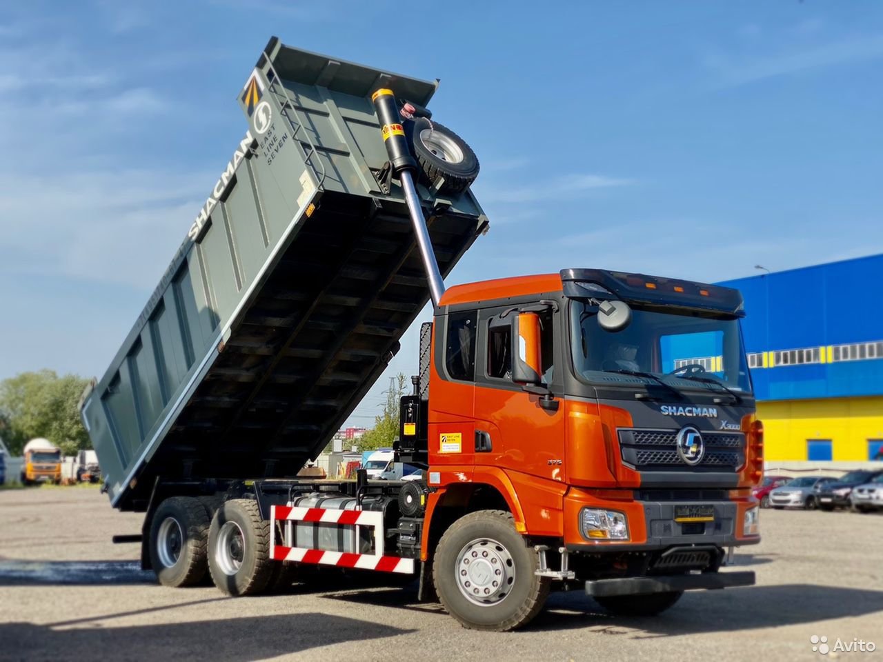 Самосвал SHACMAN (Shaanxi) X3000