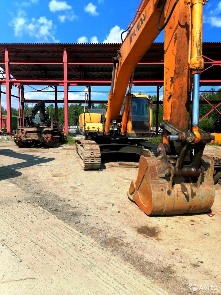 Гусеничный экскаватор Hyundai R330LC-9S