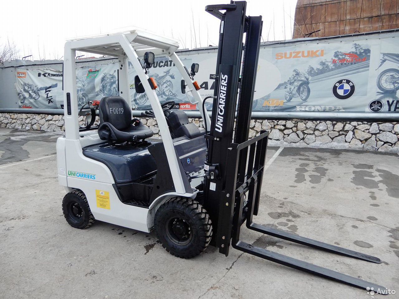 Вилочный погрузчик Unicarriers