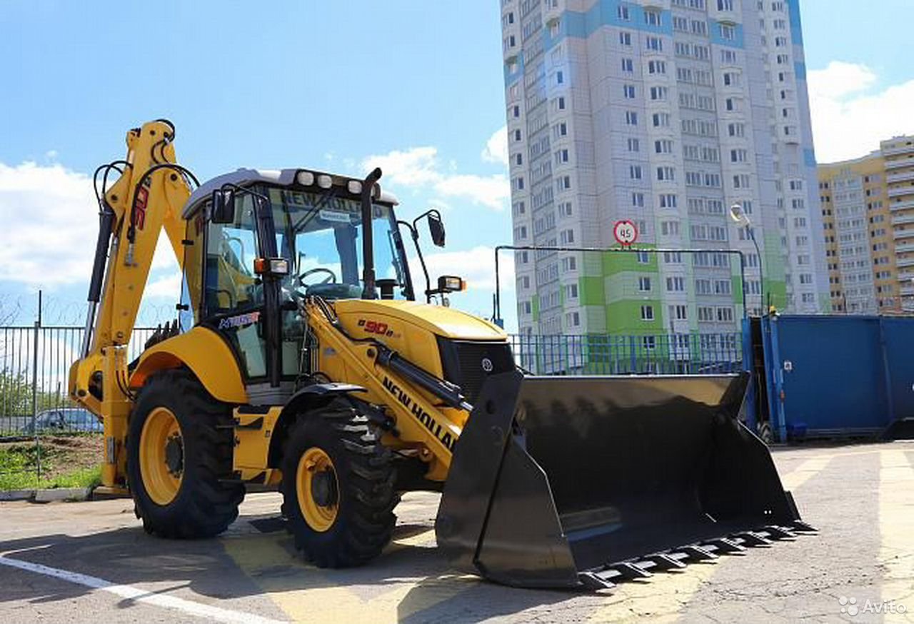 Экскаватор-погрузчик New Holland B90B LR
