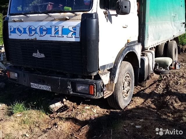 Тентованный грузовик МАЗ 53366