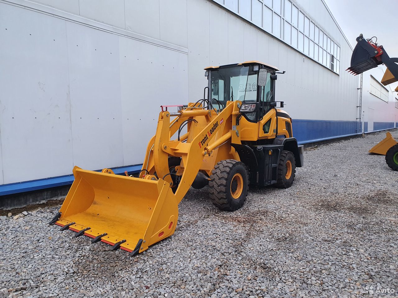 Фронтальный погрузчик Yigong ZL920 (ZL20)