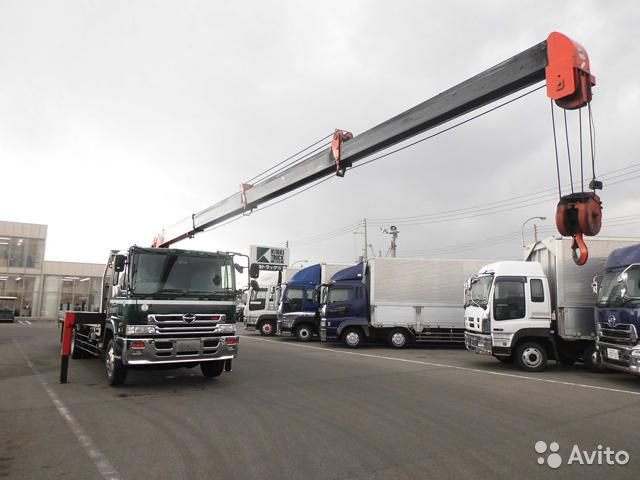 Бортовой грузовик с КМУ HINO Profia