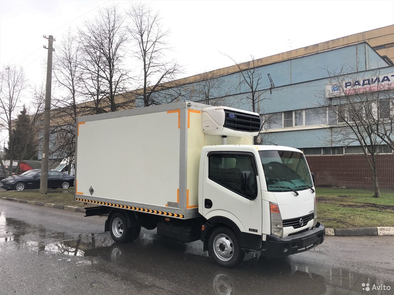 Рефрижераторный фургон Nissan Cabstar