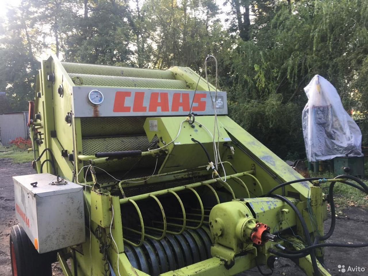 Пресс-подборщик Claas Rollant 44