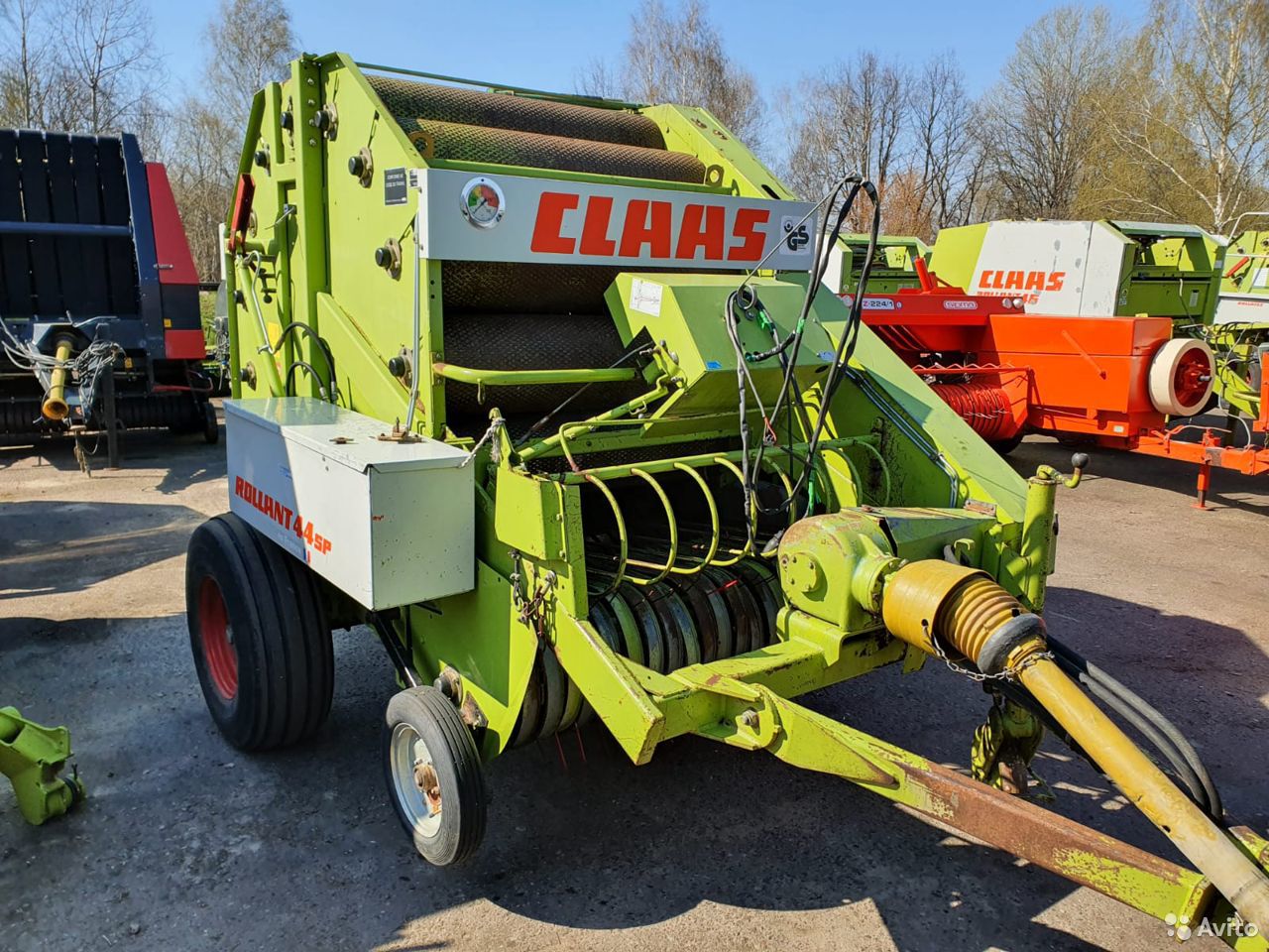 Пресс-подборщик Claas Rollant 44