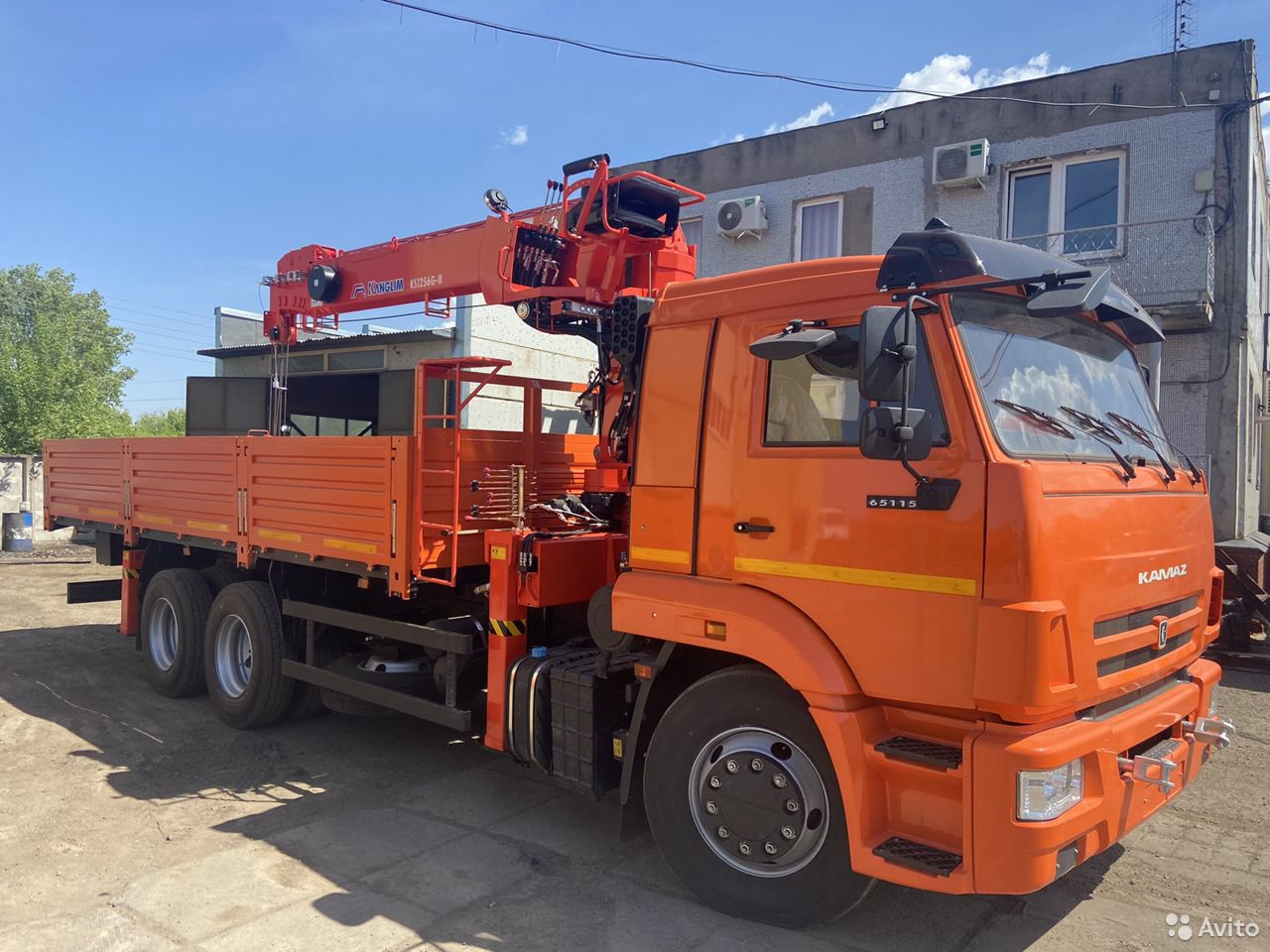 Бортовой грузовик с КМУ КамАЗ 65115 с КМУ Kanglim