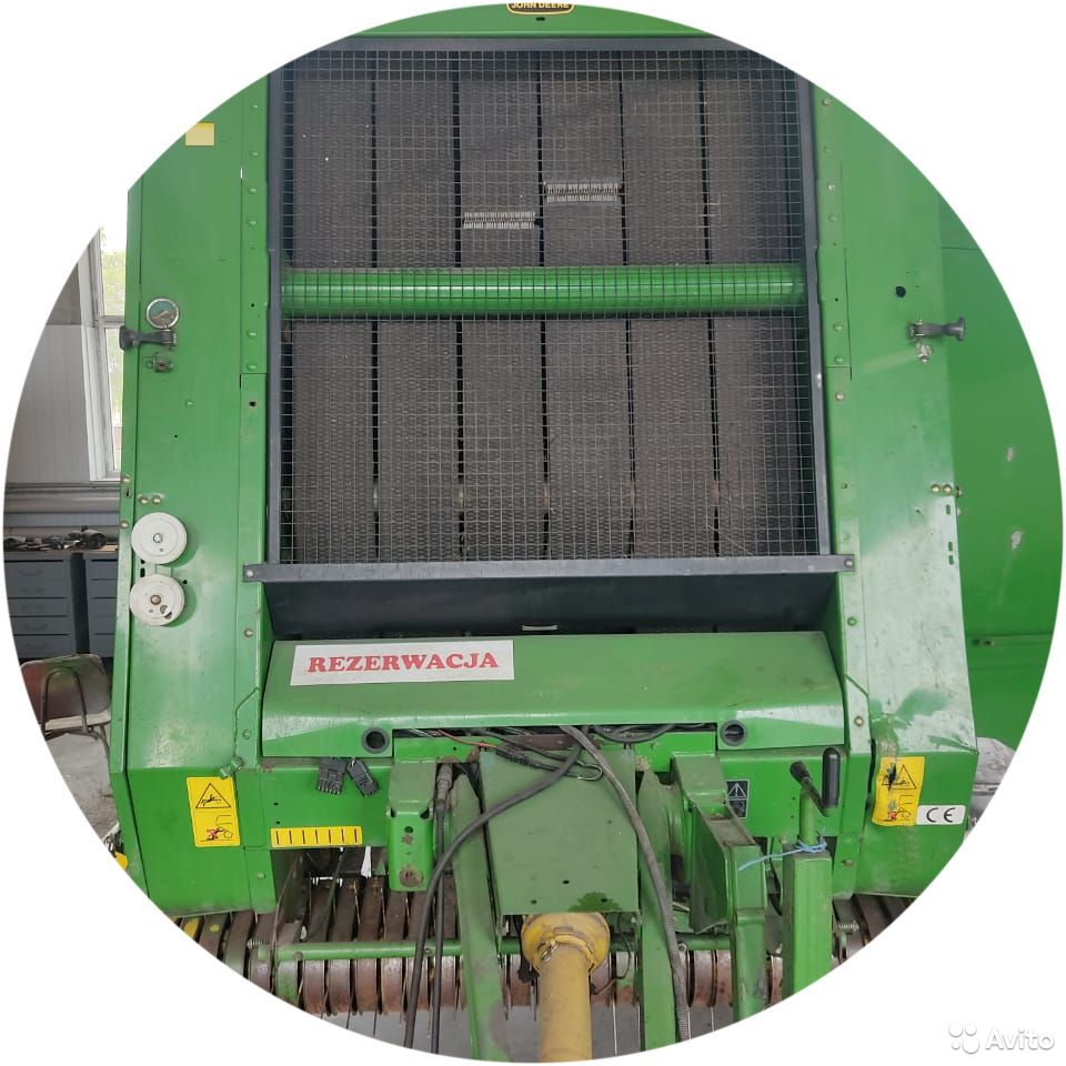 Пресс-подборщик John Deere 590