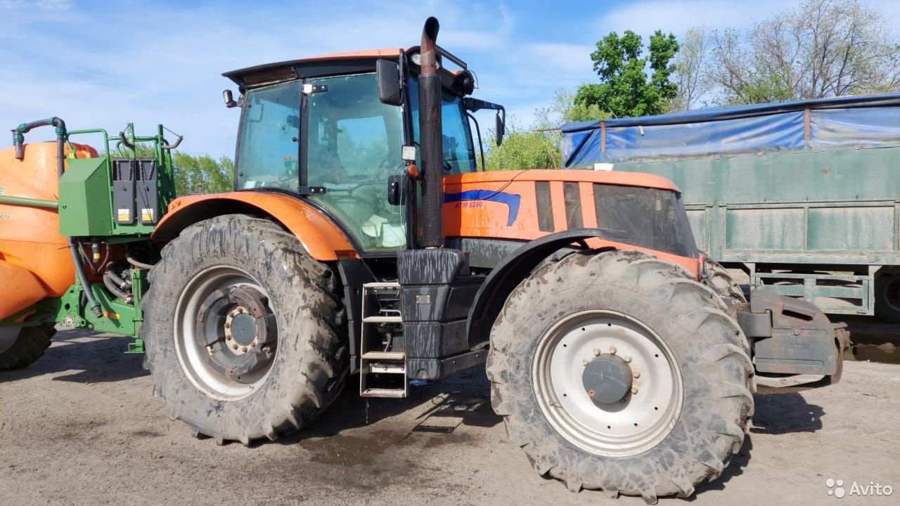 Трактор Terrion Aтм 5280