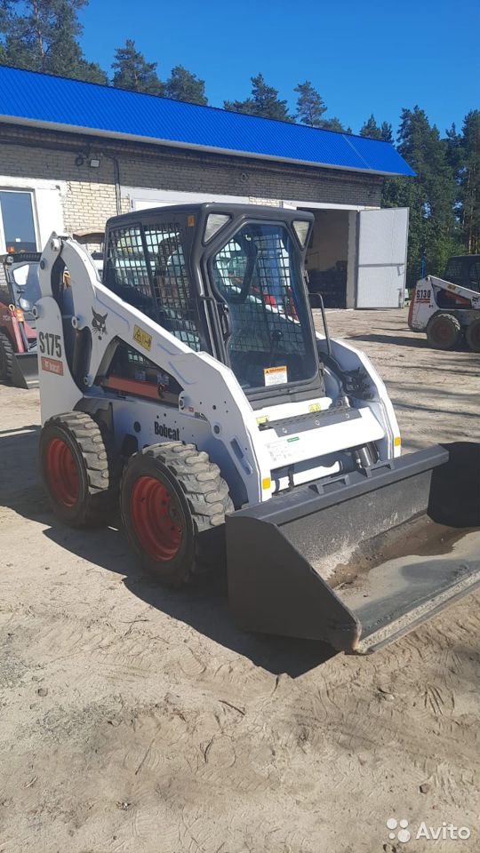 Мини-погрузчик Bobcat S175