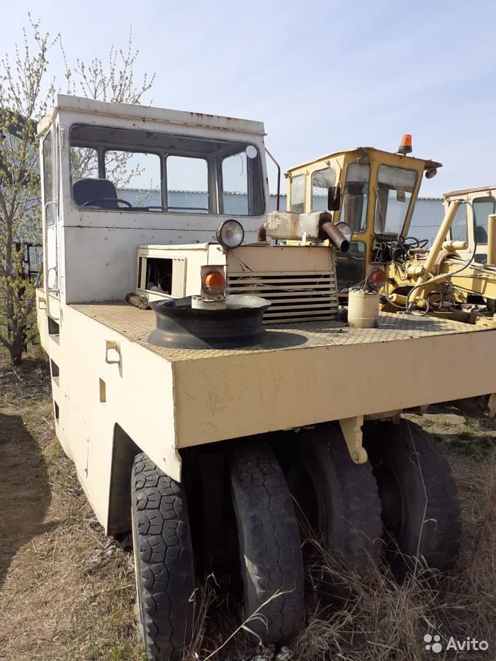 Пневмоколесный каток Stavostroj VP-200