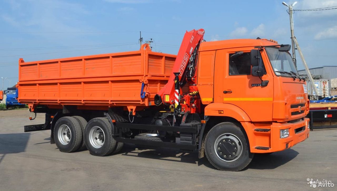 Самосвал КамАЗ с КМУ Fassi 155