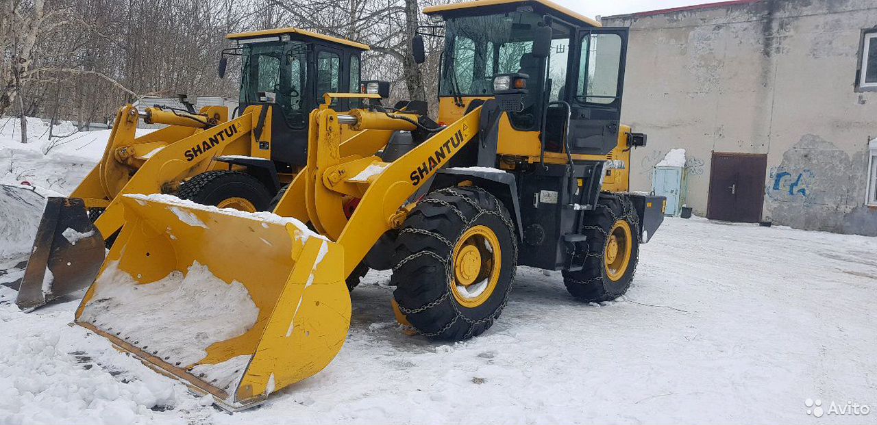 Фронтальный погрузчик Shantui SL30W