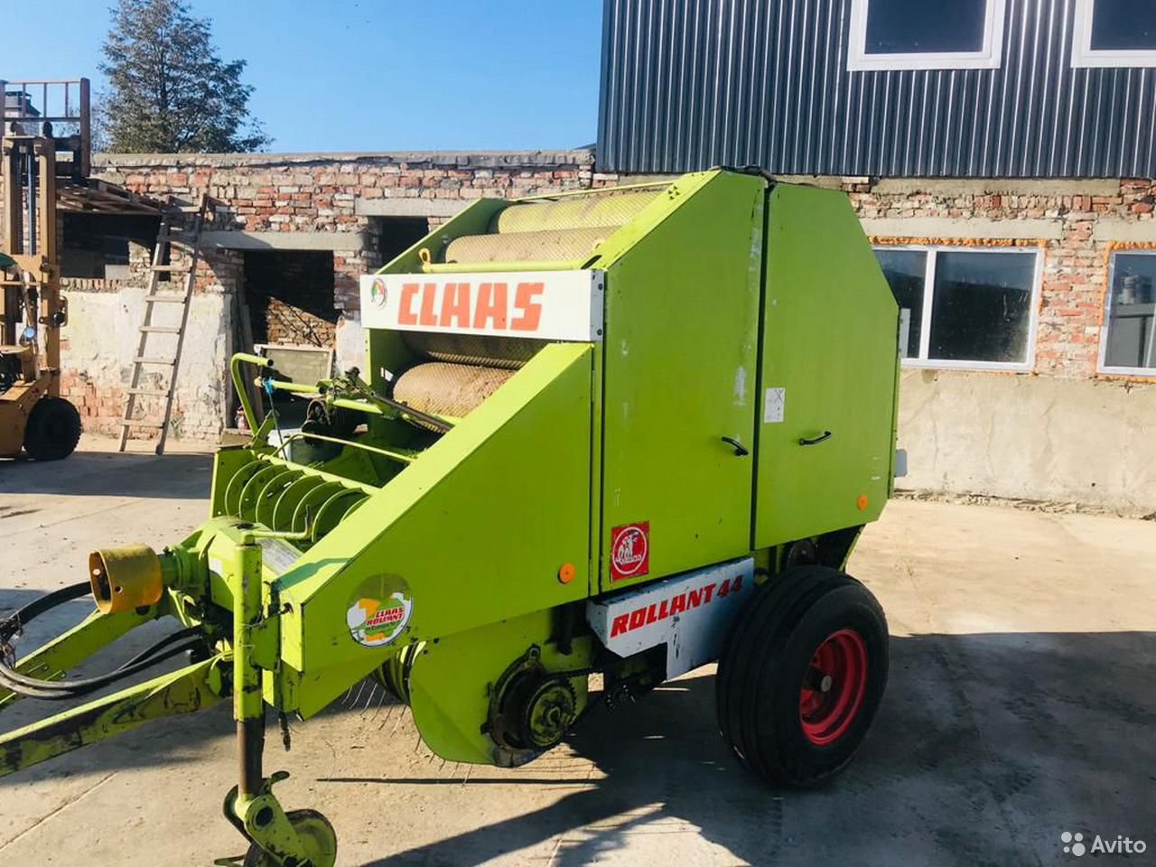 Пресс-подборщик Claas Rollant 44