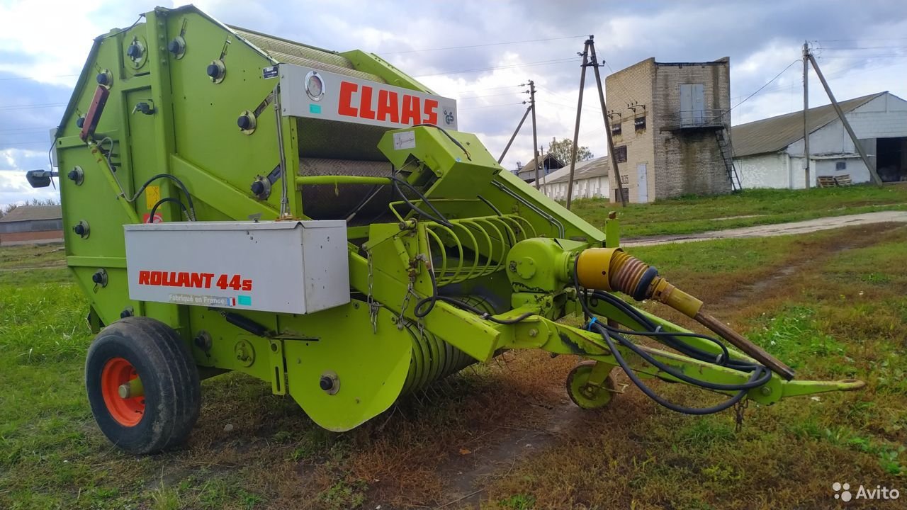 Пресс-подборщик Claas Rollant 44S