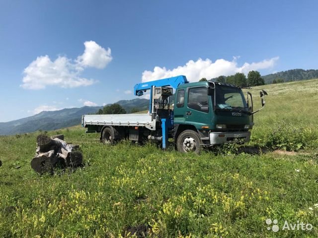 Бортовой грузовик с КМУ ISUZU Forward