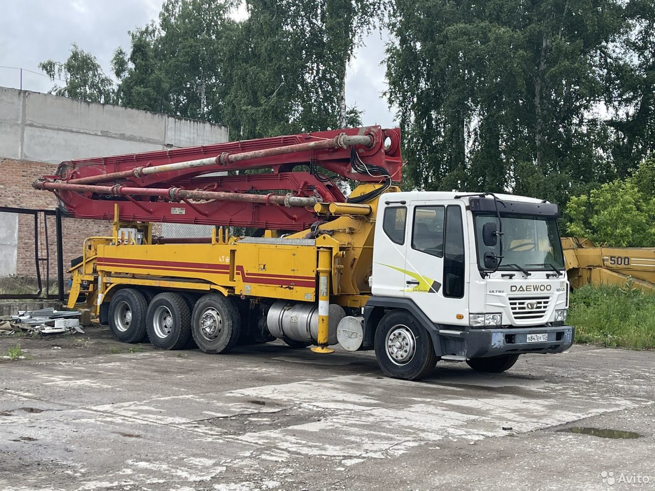 Автобетононасос KCP 40 м. на шасси Daewoo Novus