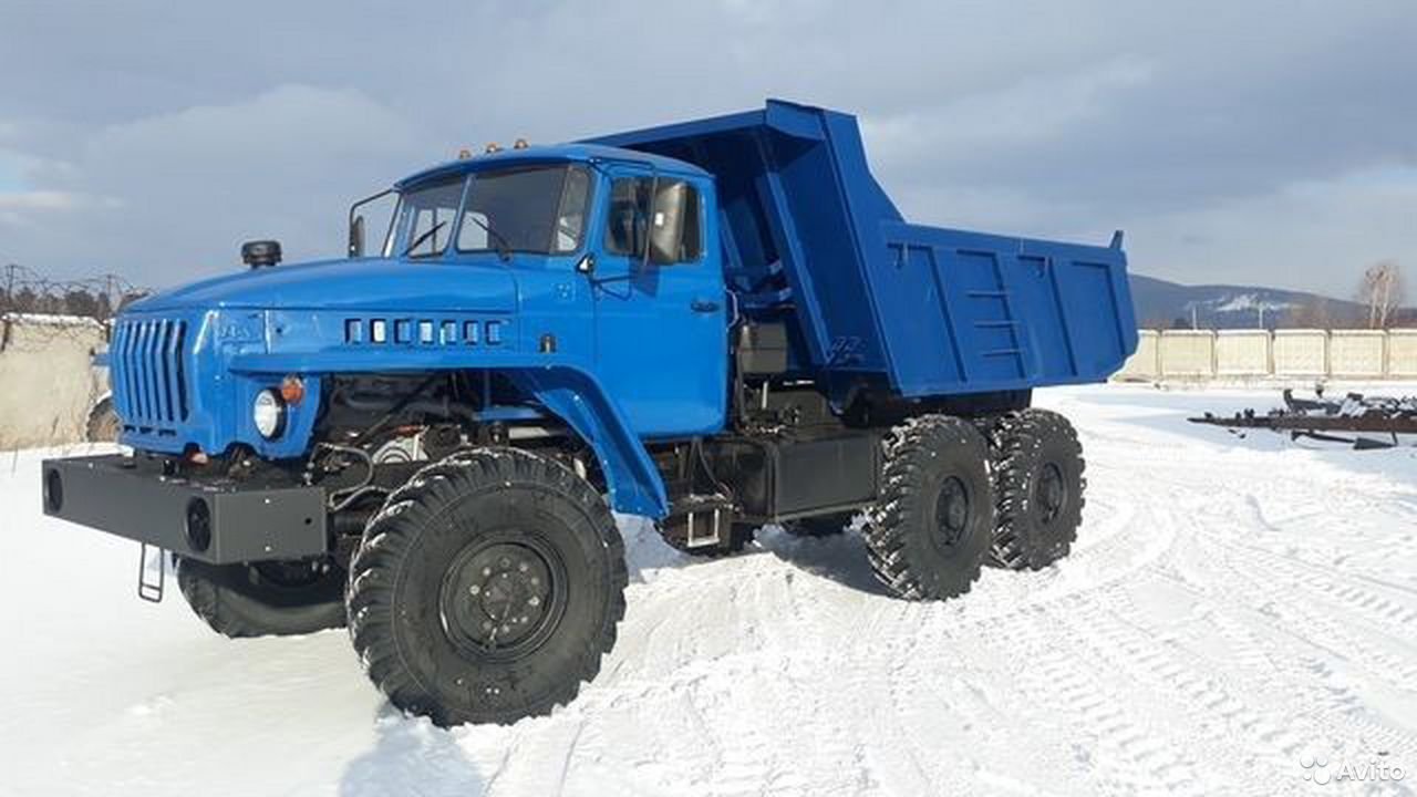 Самосвал УРАЛ 5557