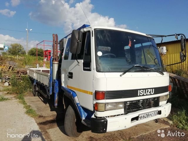 Бортовой грузовик с КМУ ISUZU