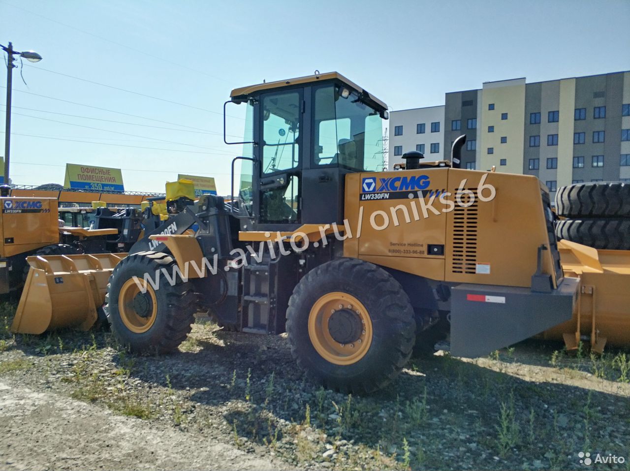 Фронтальный погрузчик XCMG LW330FN
