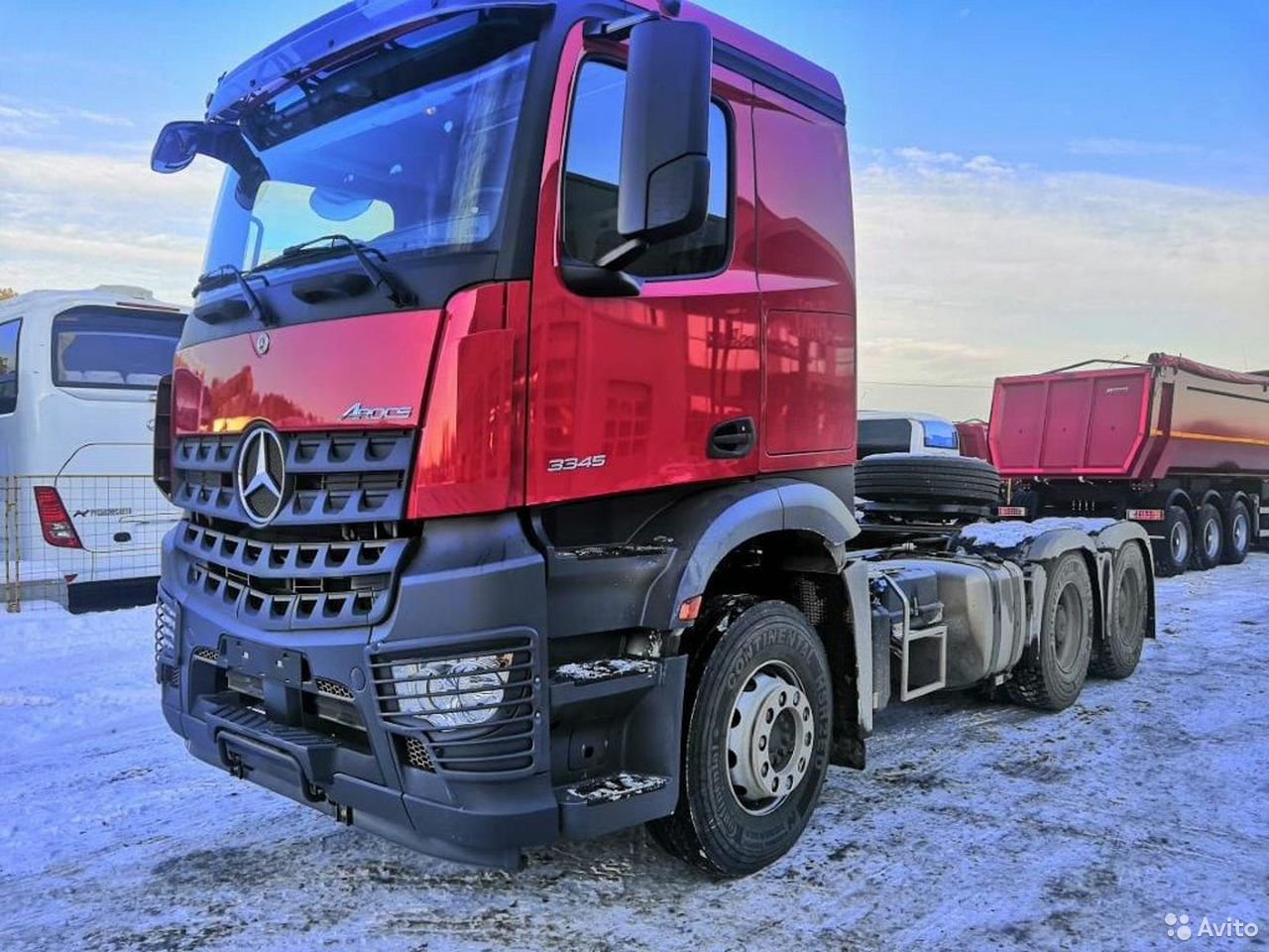 Седельный тягач Mercedes-Benz Arocs 3345 LS