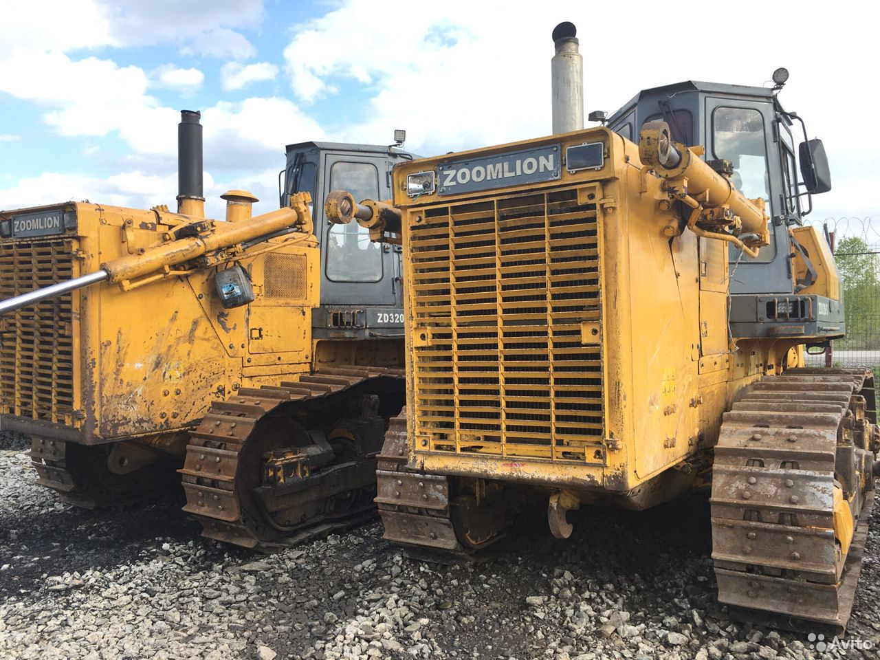 Гусеничный бульдозер Zoomlion ZD320-3