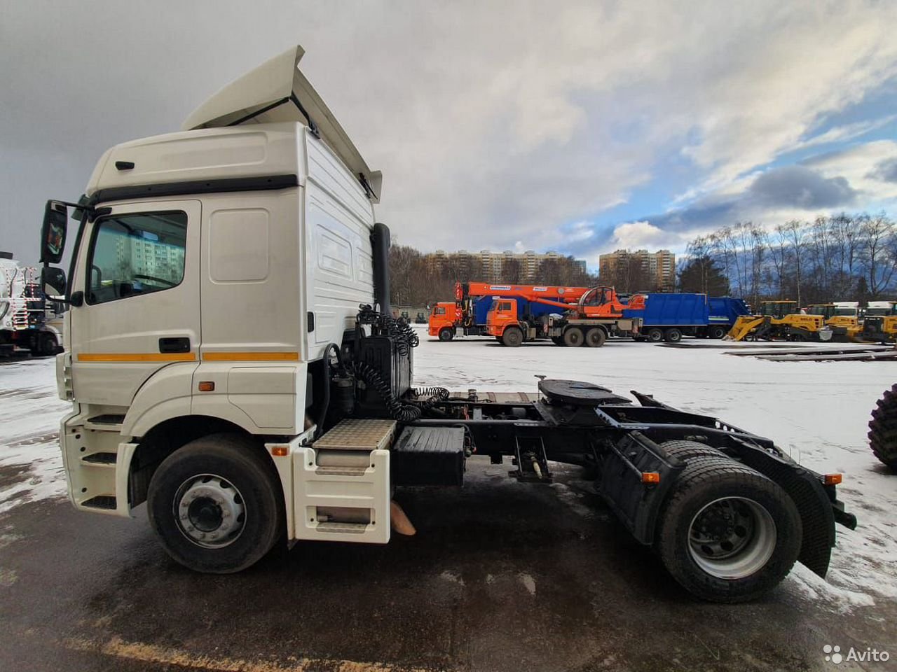 Седельный тягач Камаз 5490-801-DC (газодизель)