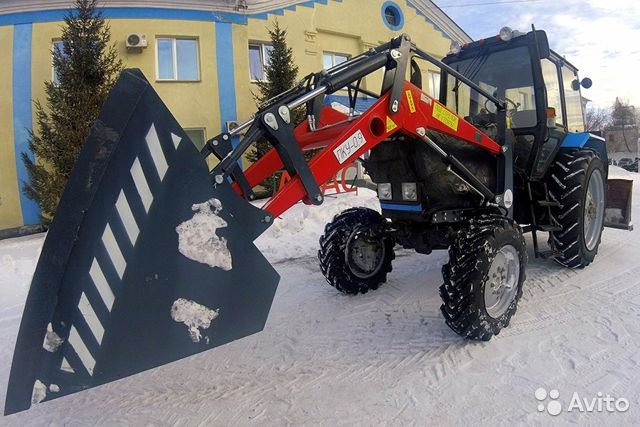 Навесной погрузчик (КУН) АЗАС ПКУ-0,9