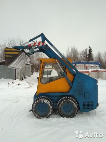 Мини-погрузчик Уралвагонзавод ПУМ-800