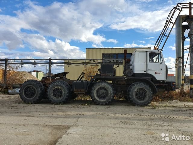 Седельный тягач МЗКТ (VOLAT) 7429