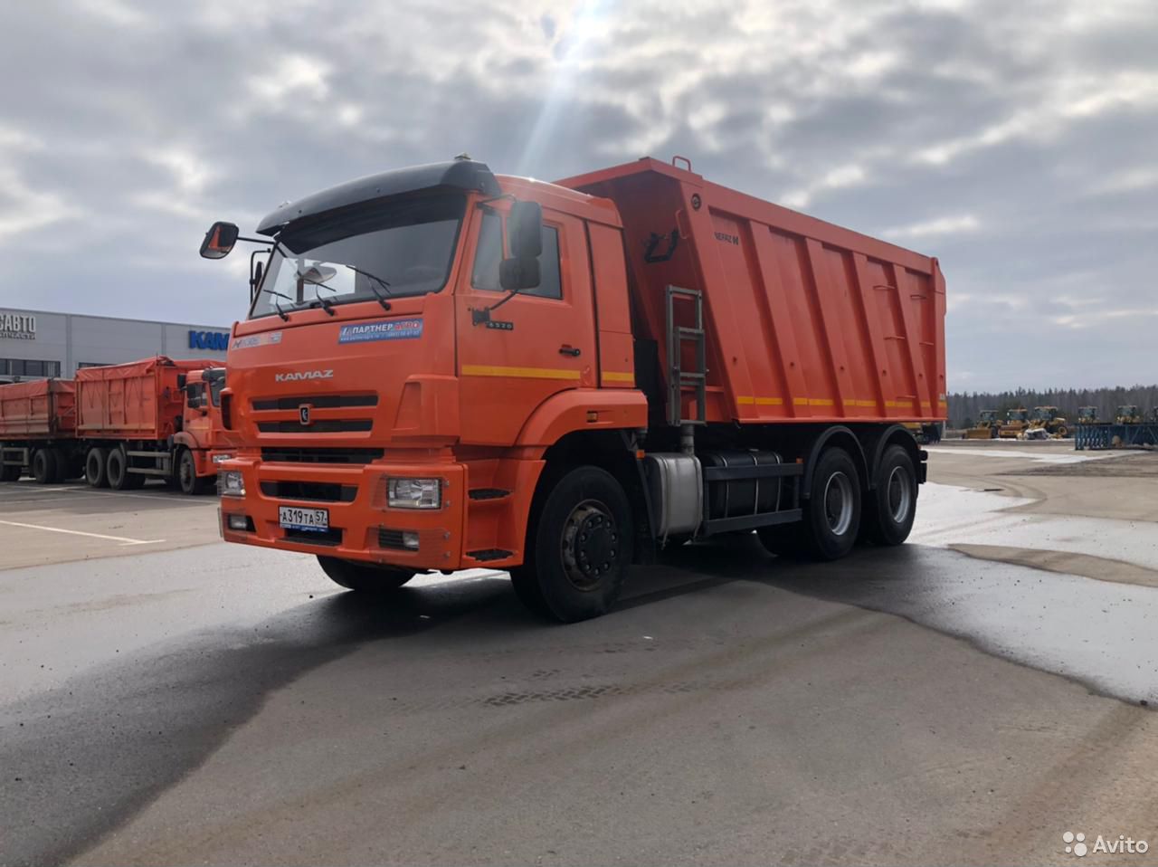 Самосвал КамАЗ 6520-43