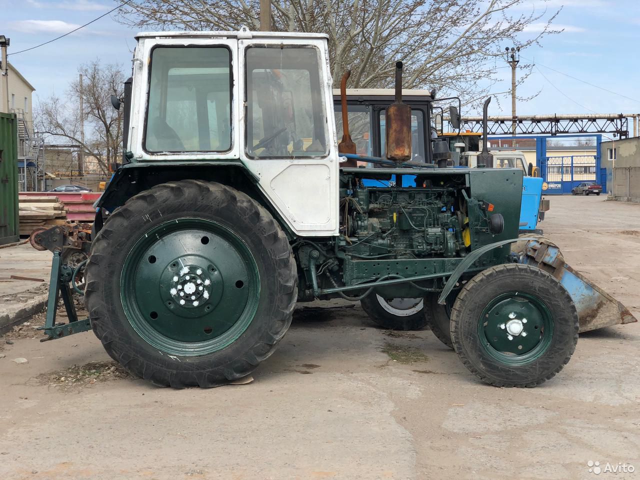 Трактор ЮМЗ 6